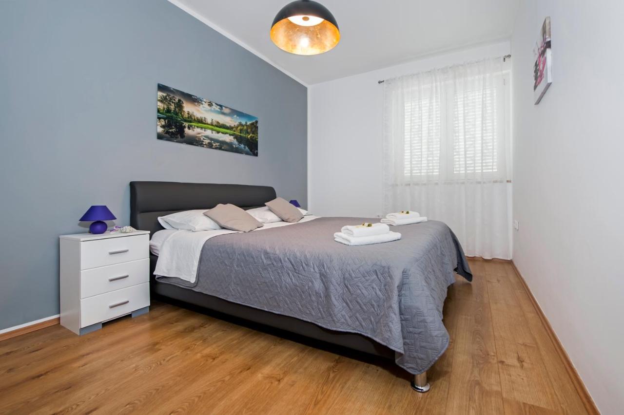 Ella Apartament
