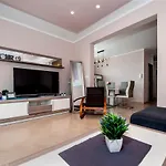 Apartment Ella
